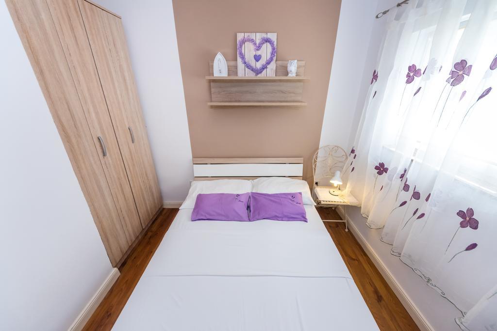 Apartments Milka Povljana Extérieur photo